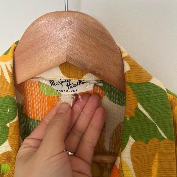 Vintage floral shirt - Picture 2 of 4